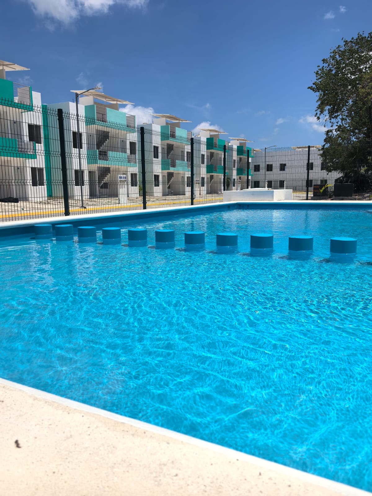 Casas nuevas con alberca en Cancún: así se vive en Rinconadas del Mar